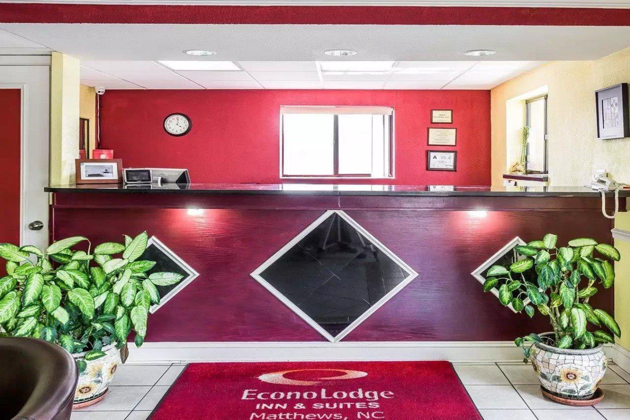 Econo Lodge Inn & Suites Matthews - Charlotte Exterior photo