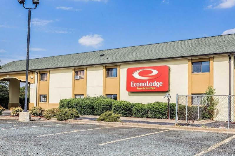 Econo Lodge Inn & Suites Matthews - Charlotte Exterior photo